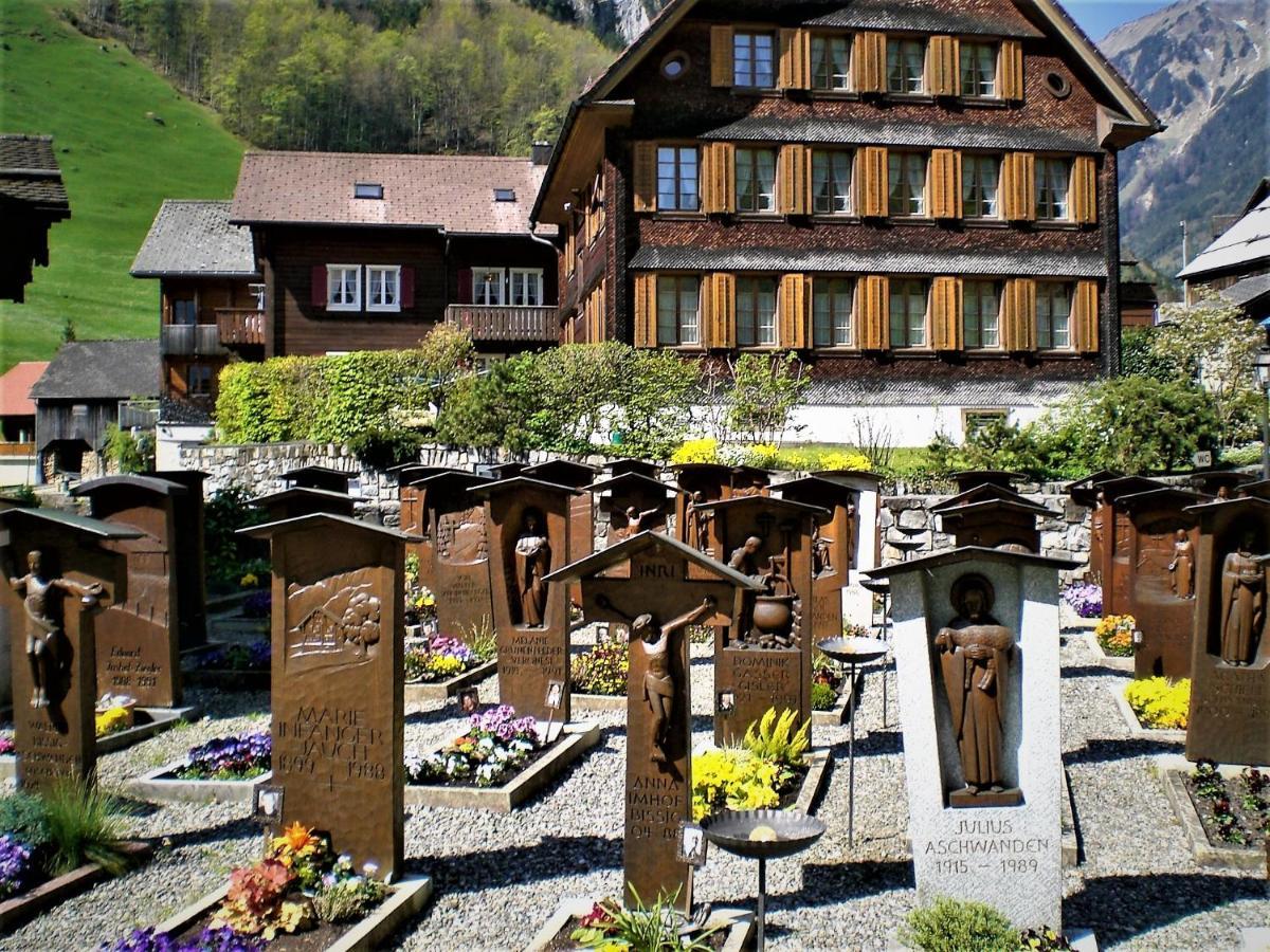 Ferienwohnung Ob Vierwaldsaettersee Isenthal Luaran gambar