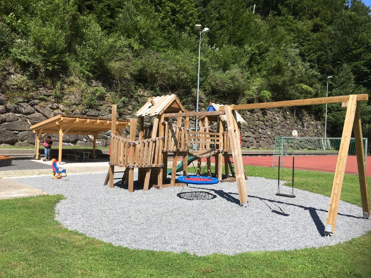 Ferienwohnung Ob Vierwaldsaettersee Isenthal Luaran gambar
